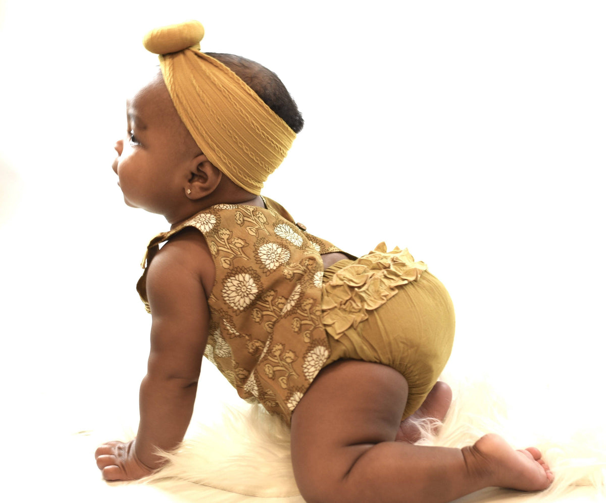 Ruffled Mustard and Brown Top with Diaper Cover Set 3/6 months.