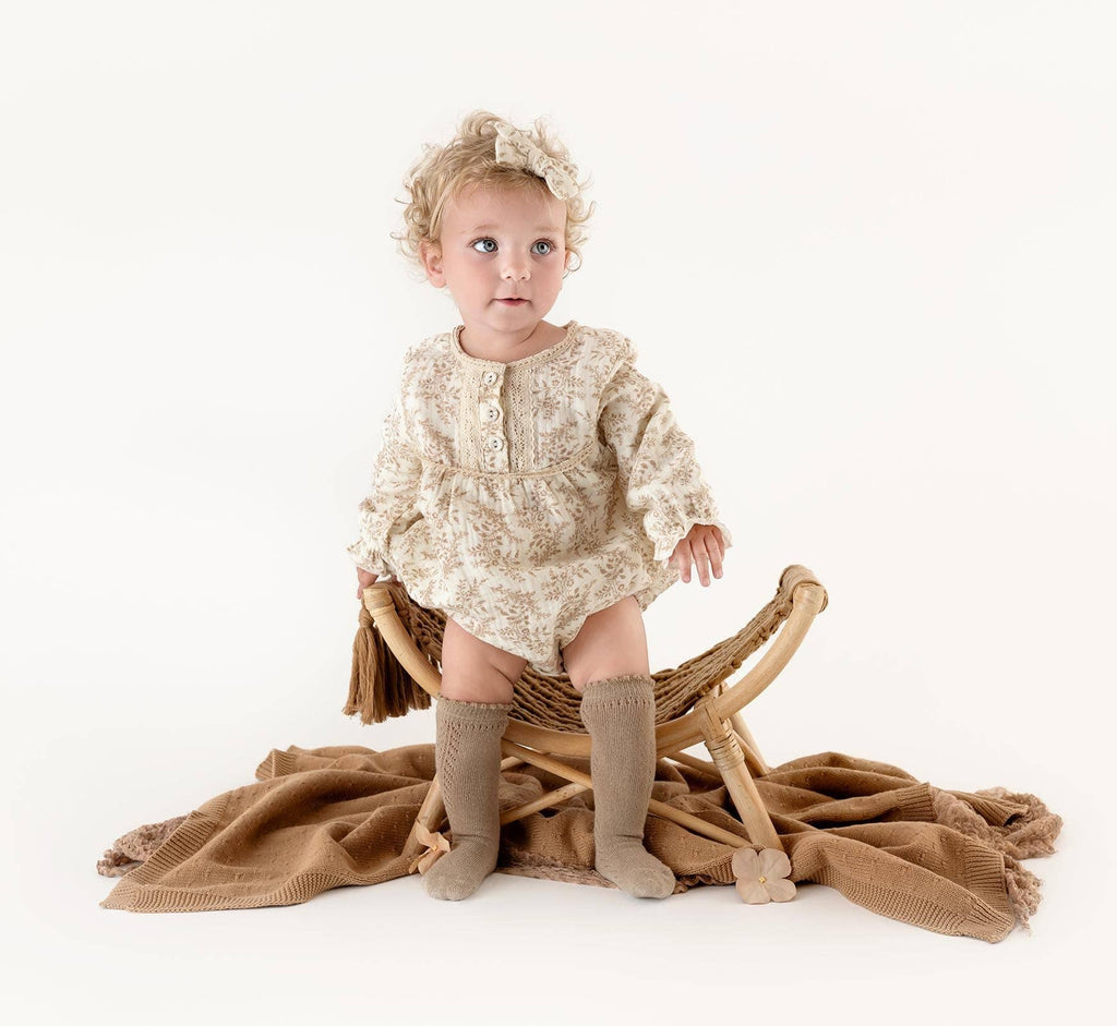 Elodie Long Sleeve Romper Set: 2pc Set + Oatmeal socks