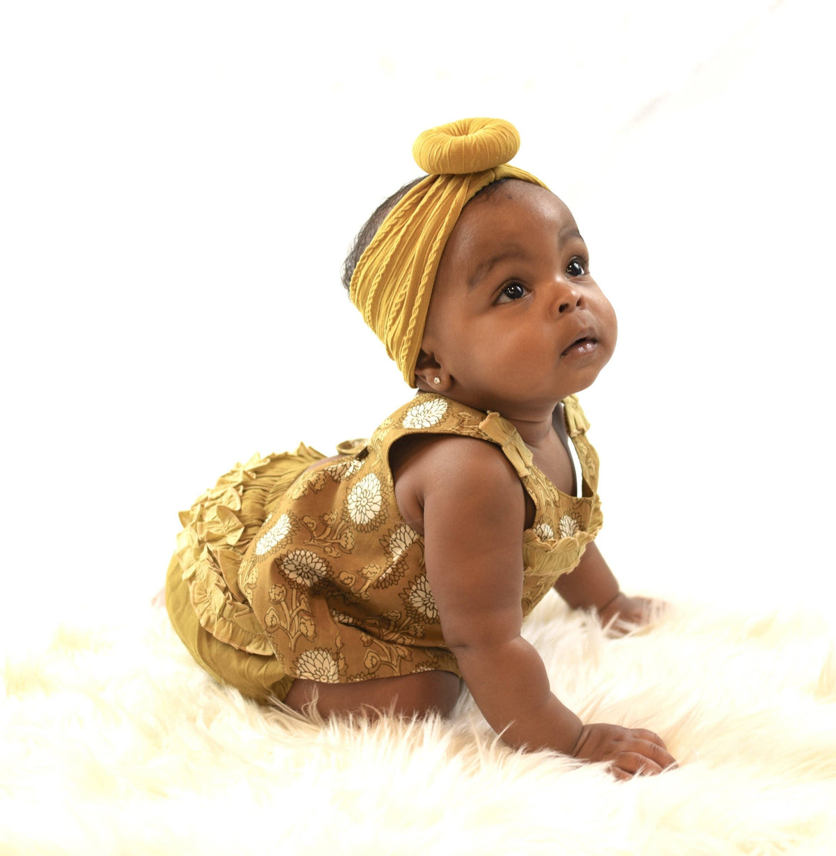 Ruffled Mustard and Brown Top with Diaper Cover Set 3/6 months.